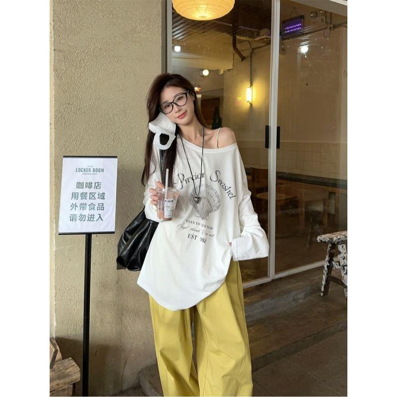 Long Sleeve Cold-Shoulder Graphic & Lettering Print Loose-Fit Pullover / High Waist Loose-Fit Wide-Leg Cargo Pants Product Image