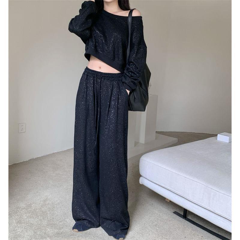 Off Shoulder Plain Crop Pullover / Wide Leg Sweatpants Product Image