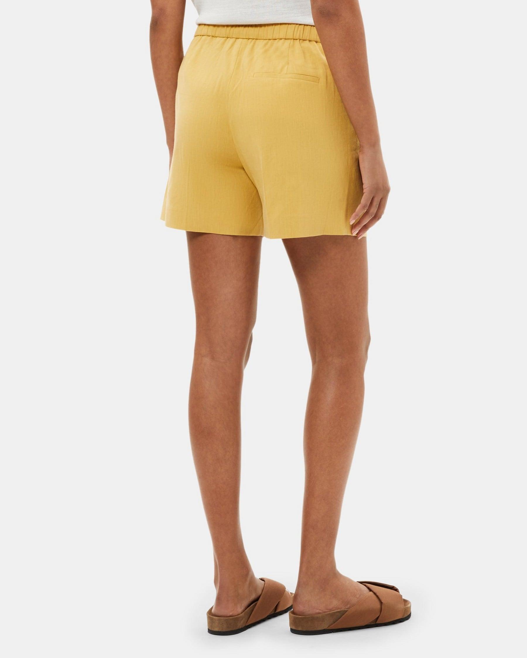 Pull-On Short in Linen Product Image