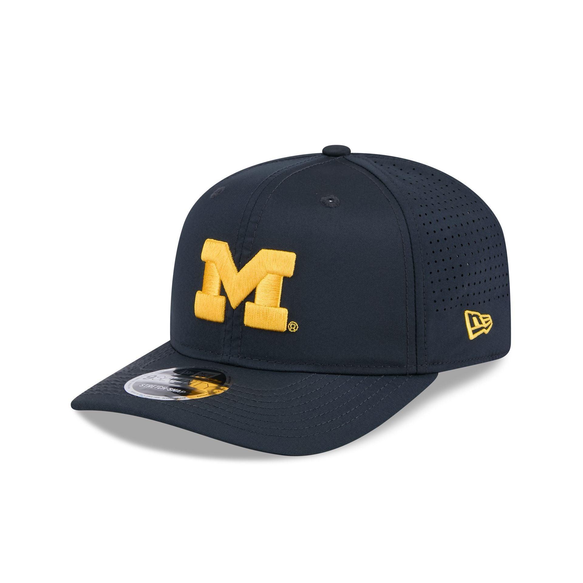 Inter Miami Basic Crest 9FIFTY Snapback Hat Male Product Image