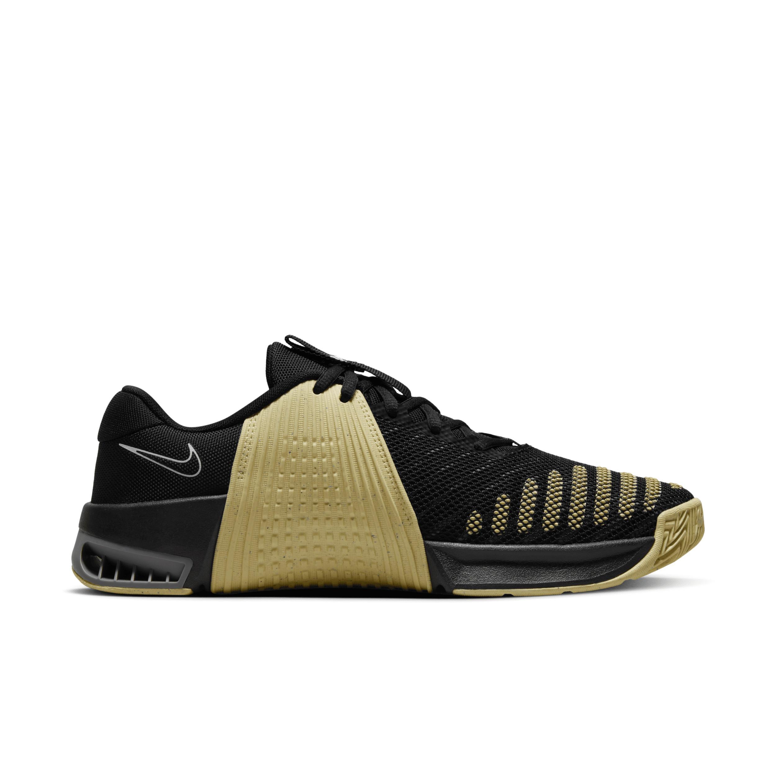 Nike Men's Metcon 9 (Team) Workout Shoes Product Image