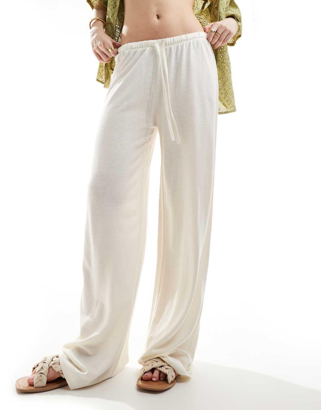 ASOS DESIGN low rise linen look pants in cream Product Image