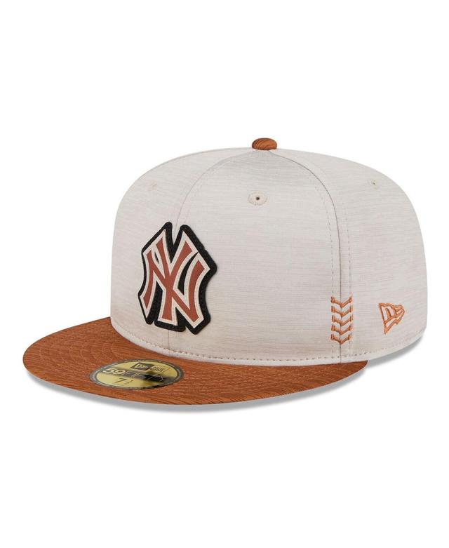 Mens New Era Stone New York Yankees 2024 Clubhouse 59FIFTY Fitted Hat - Stone Product Image