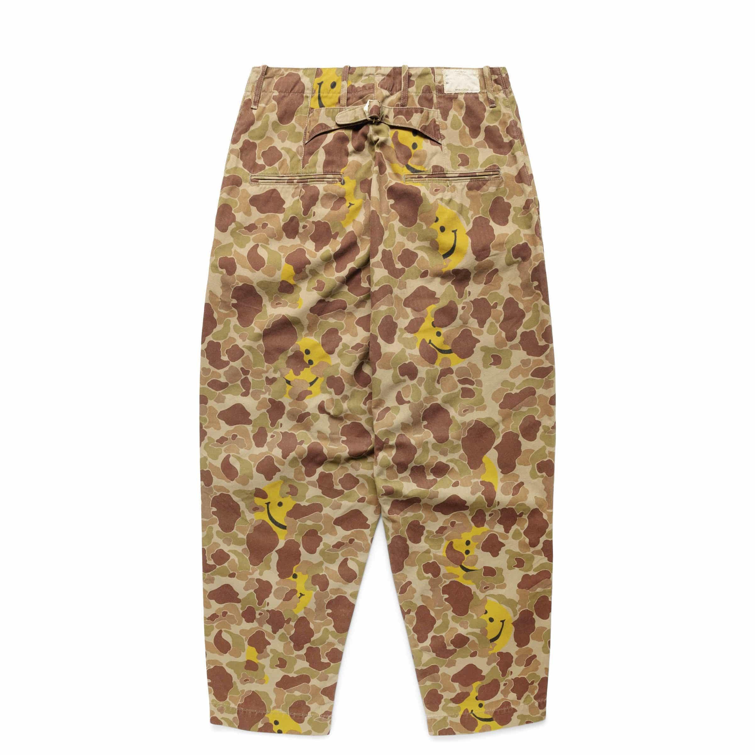 HERRINGBONE HAPPY PEEK-A-BOO CAMO NIME PANTS Product Image