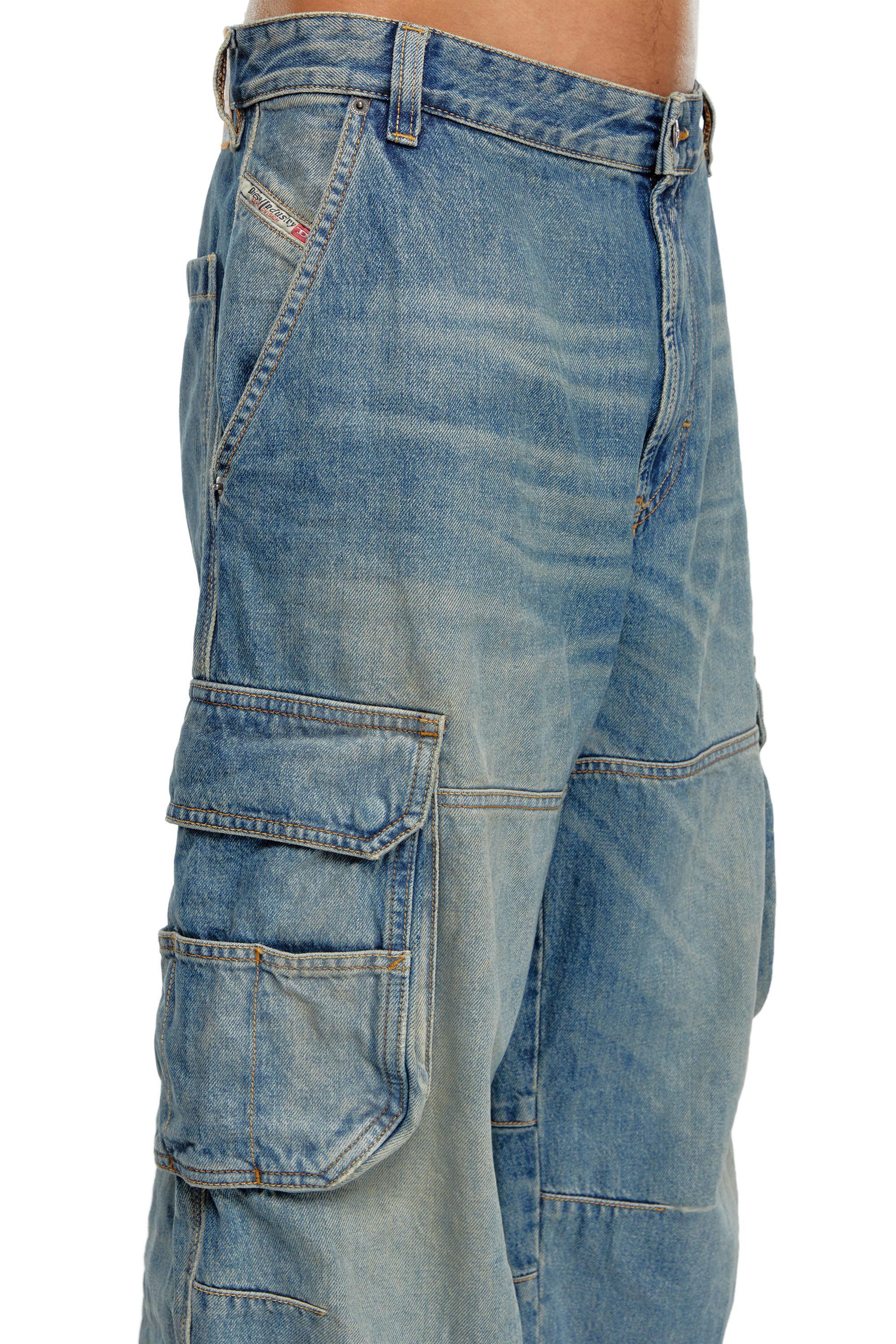 Straight Jeans D-Fish 09J83 Product Image