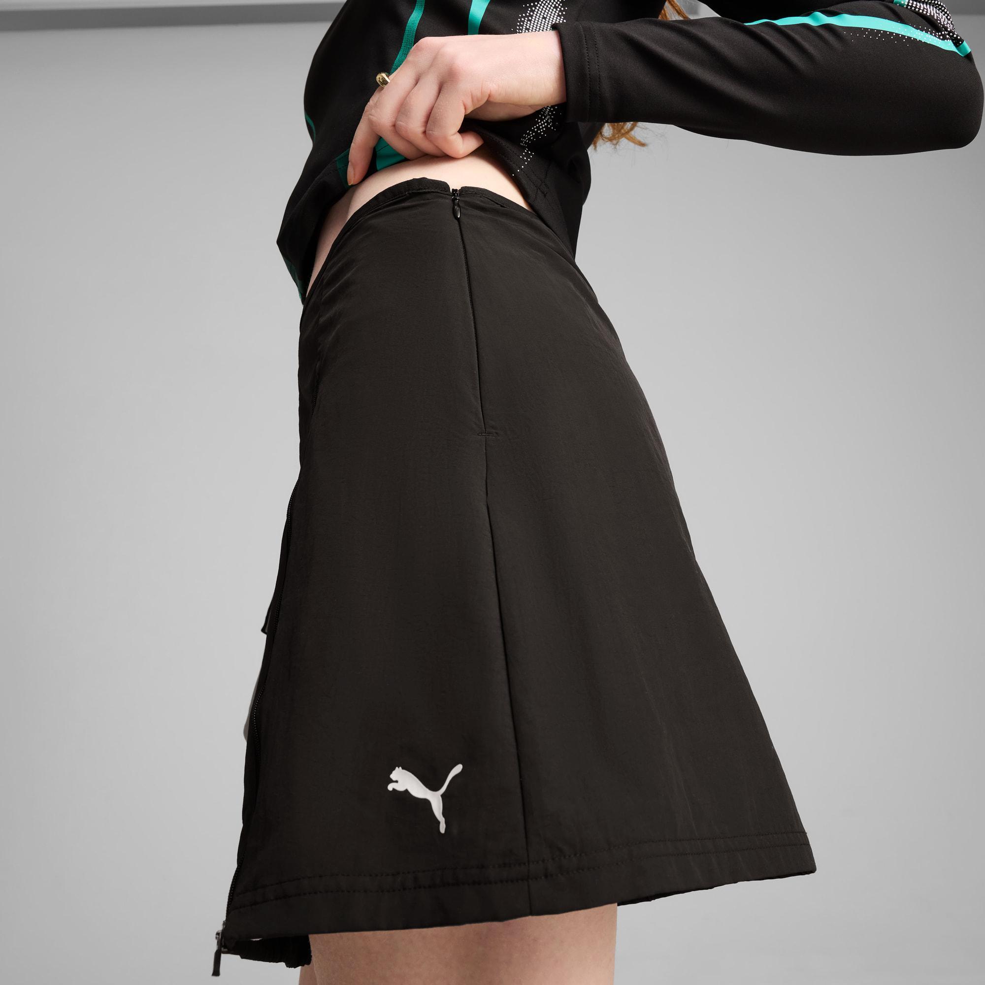 DARE TO Women's Zip-Off Woven Skirt Product Image