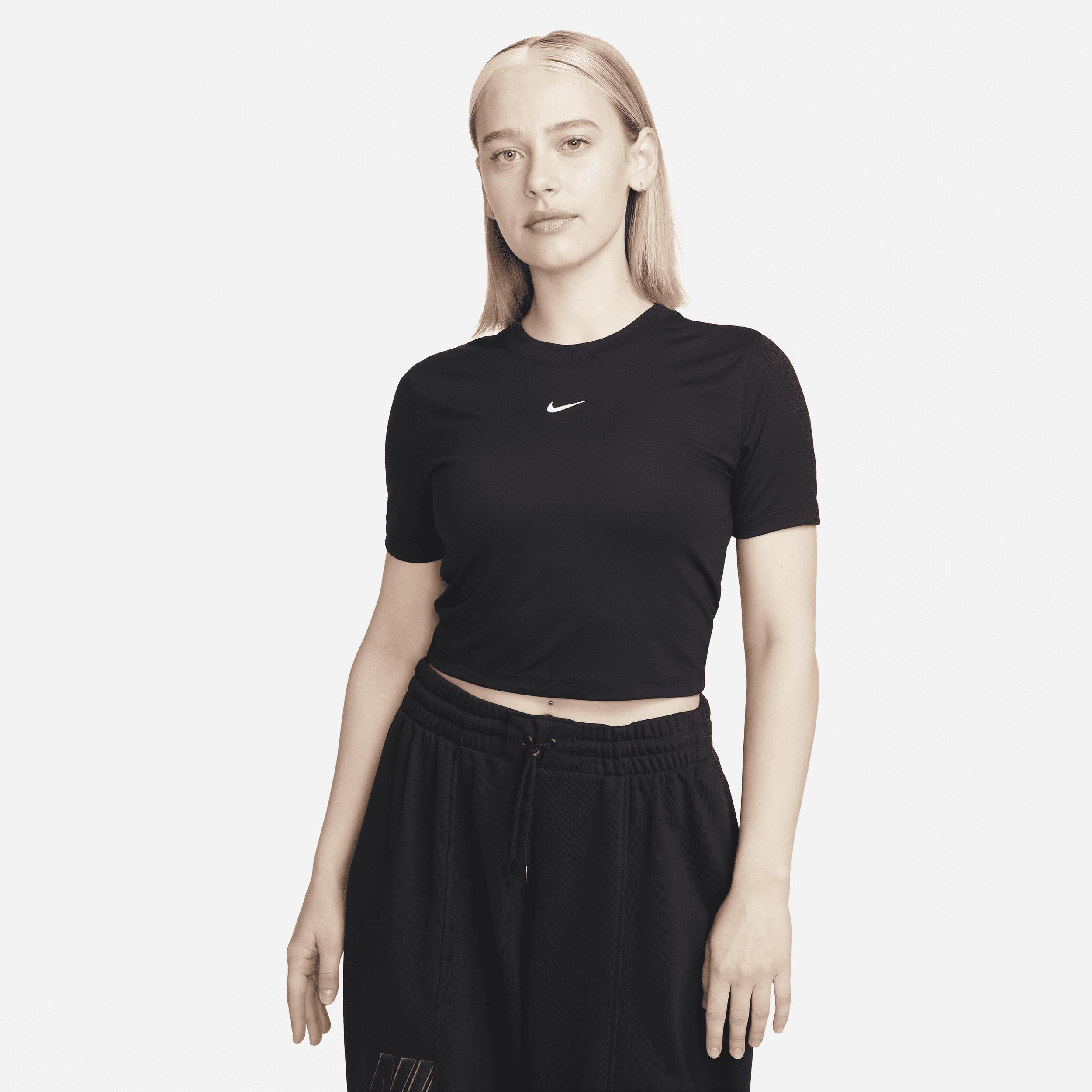 Nike Essential slim crop t-shirt Product Image