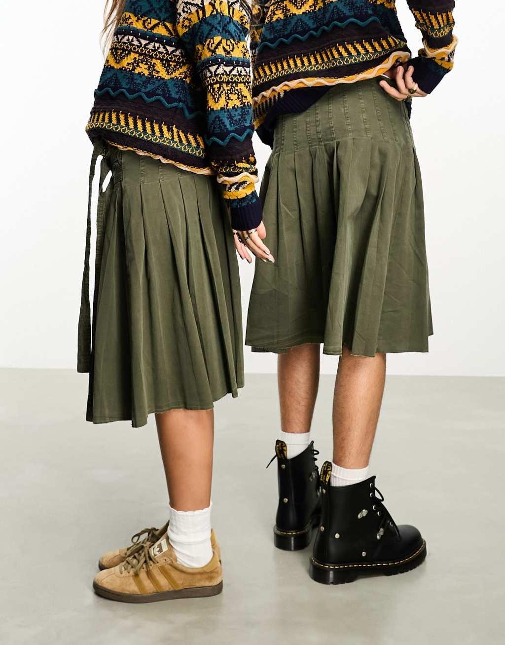 Reclaimed Vintage genderless grunge midi kilt in khaki  Product Image