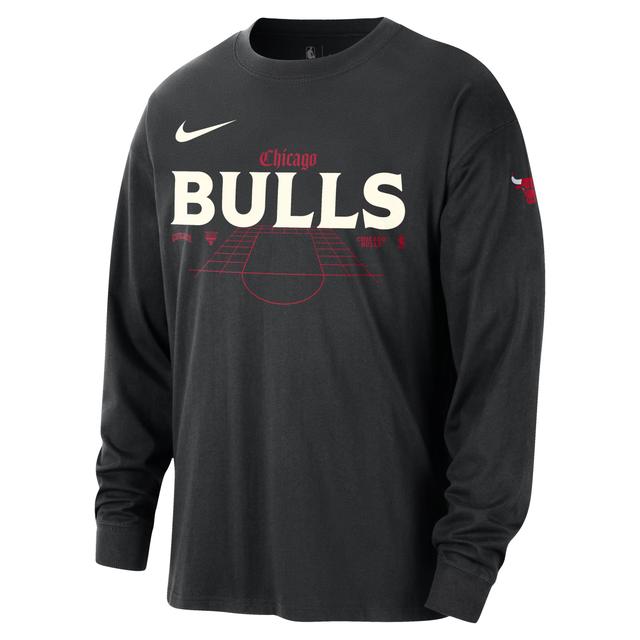 Chicago Bulls Nike Men's NBA Long-Sleeve Max90 T-Shirt Product Image