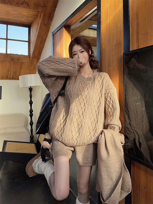 Crew Neck Plain Cable Knit Sweater / Elastic Waist Shorts / Scarf Product Image