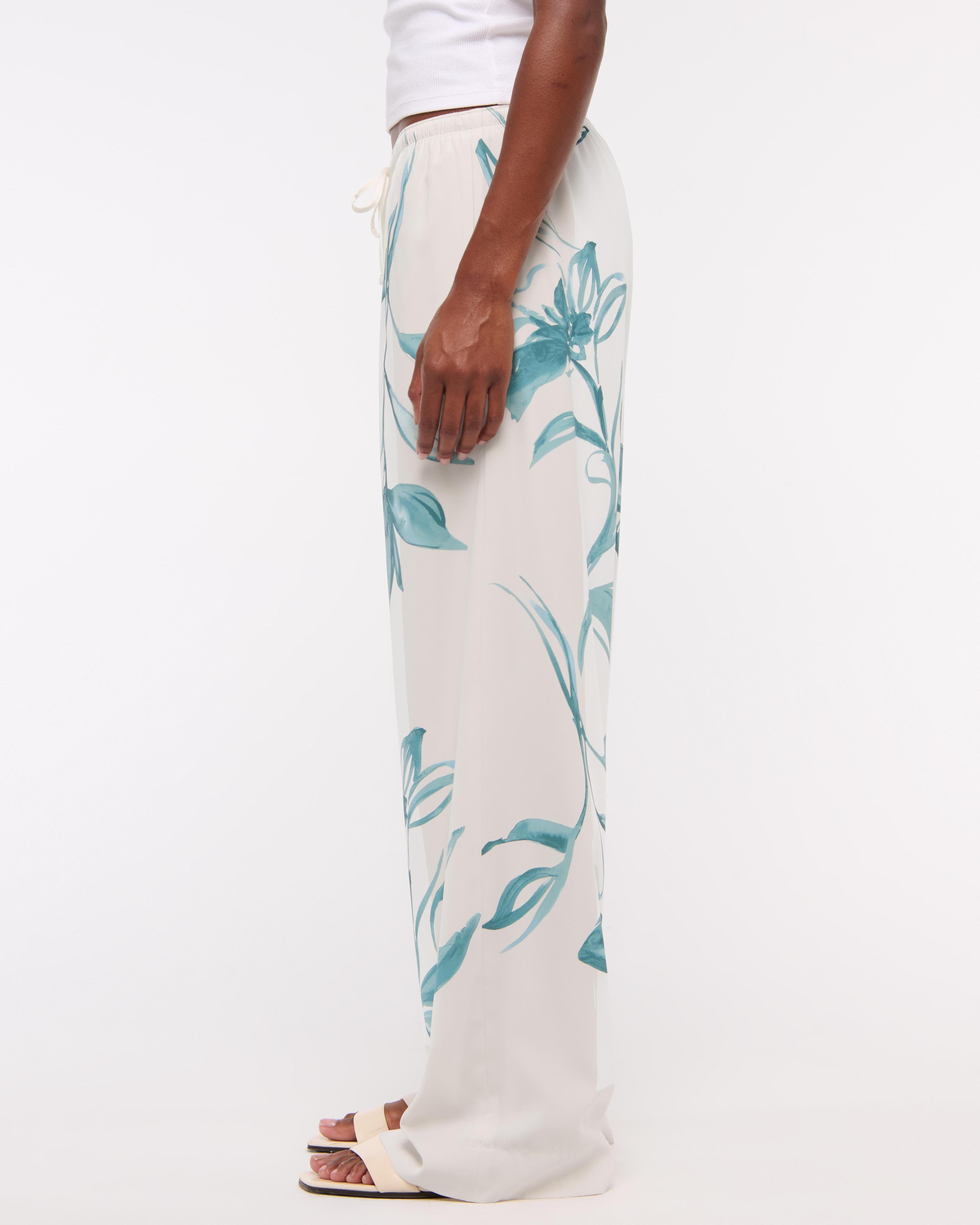 Drapey Wide Leg Pull-On Pant Product Image