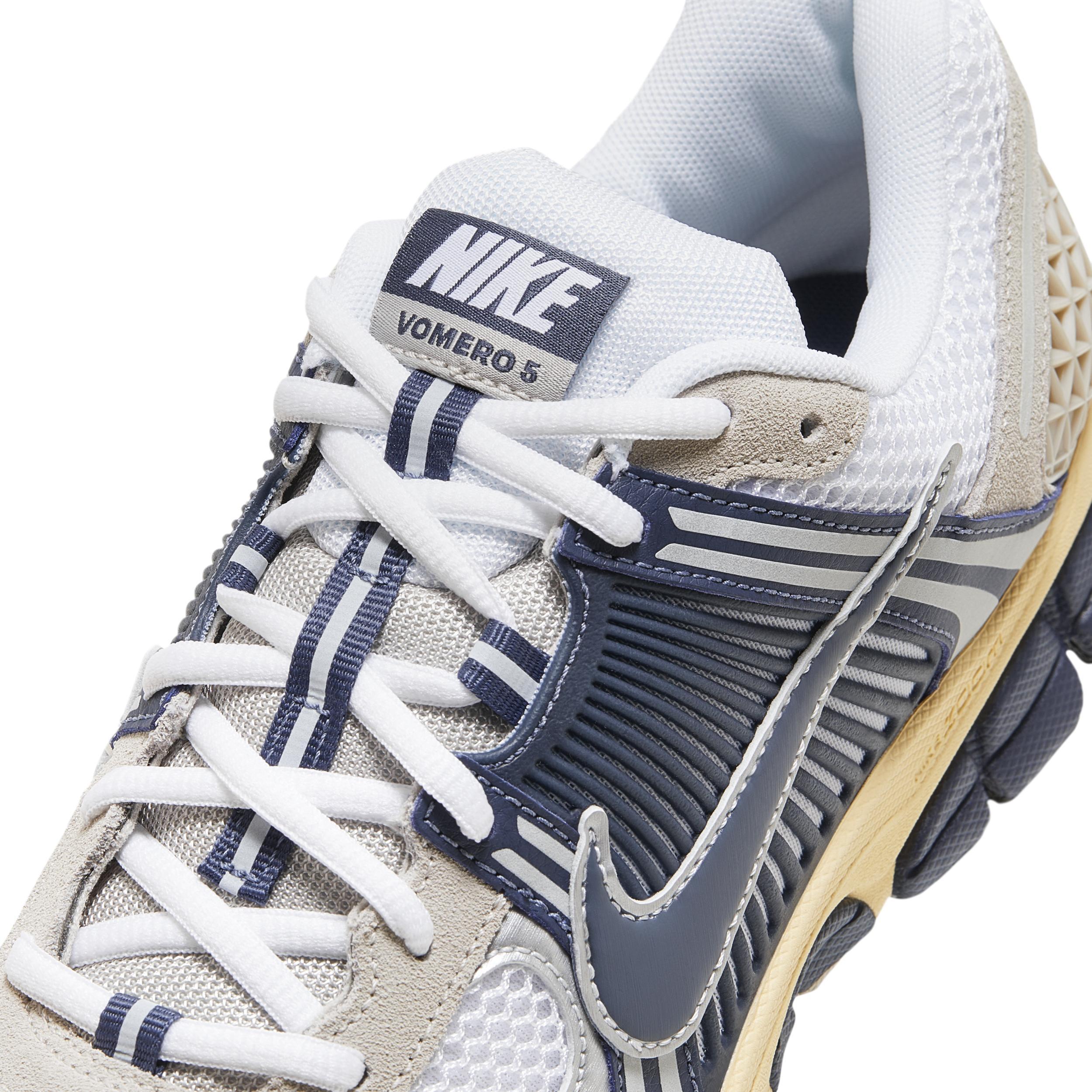 Nike Mens Nike Vomero 5 - Mens Shoes Blue/White/Green Product Image