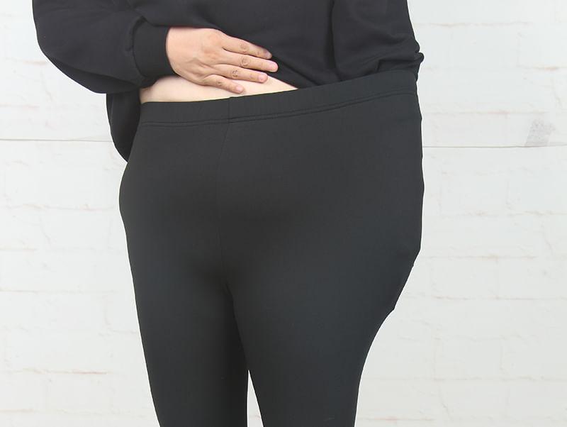 Plus Size Fleece Lined Leggings Product Image