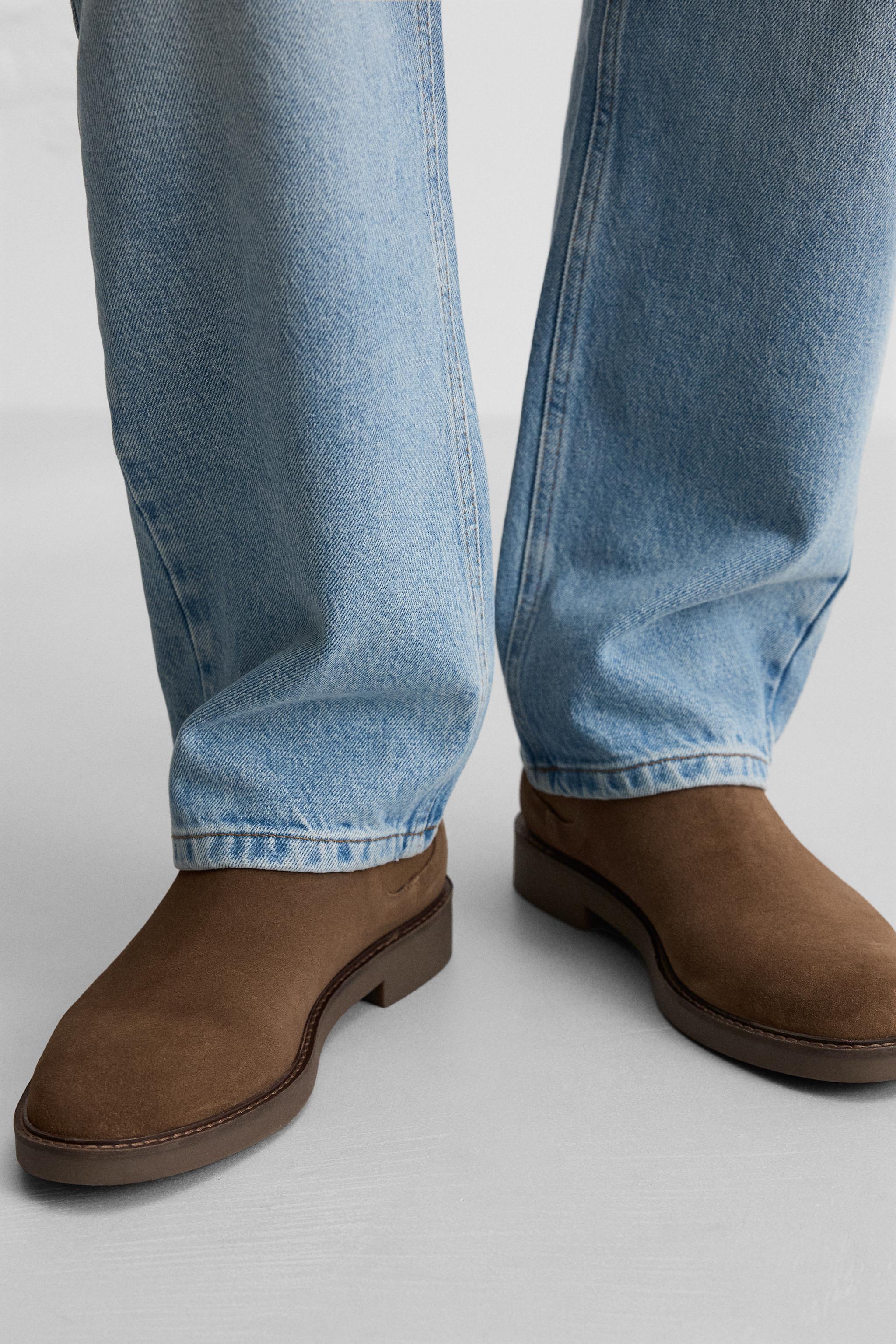 LEATHER CHELSEA BOOTS Product Image