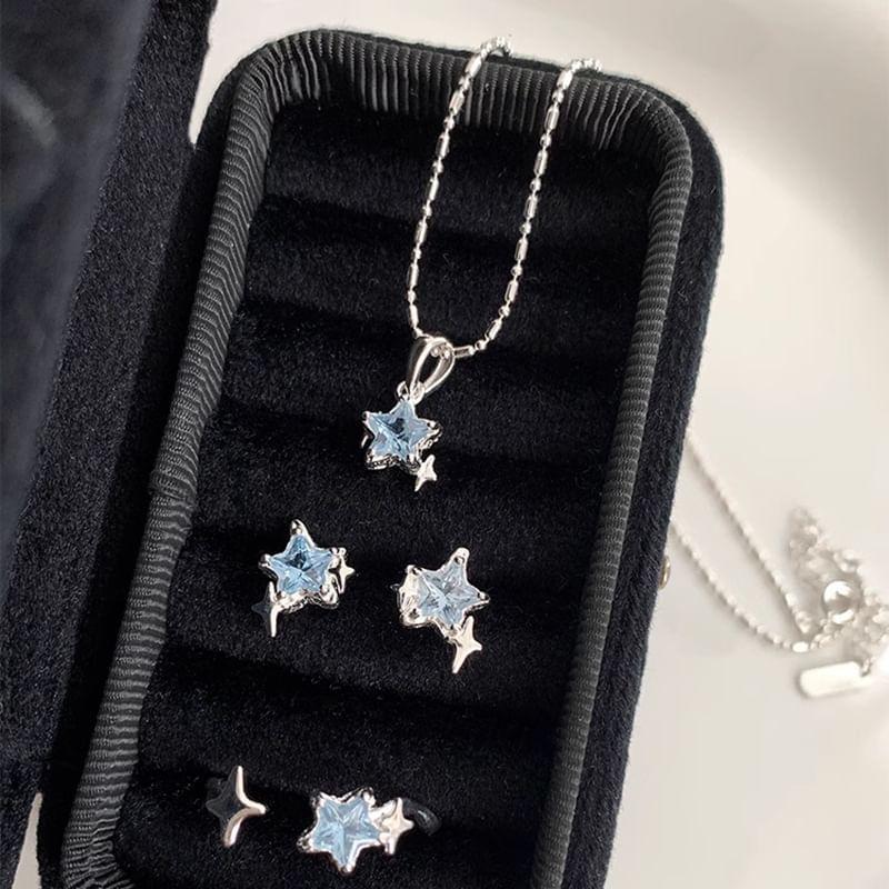 Star Rhinestone Alloy Stud Earring Product Image