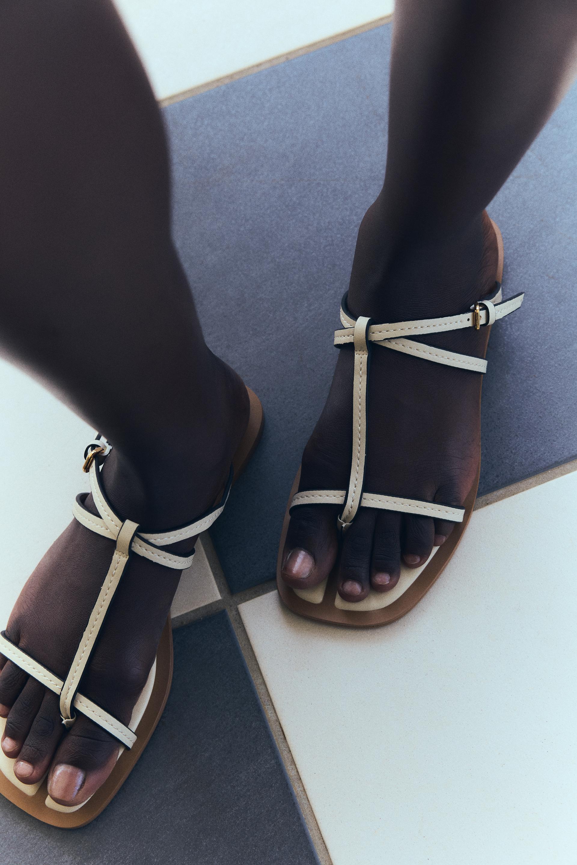 FLAT STRAPPY SANDALS Product Image