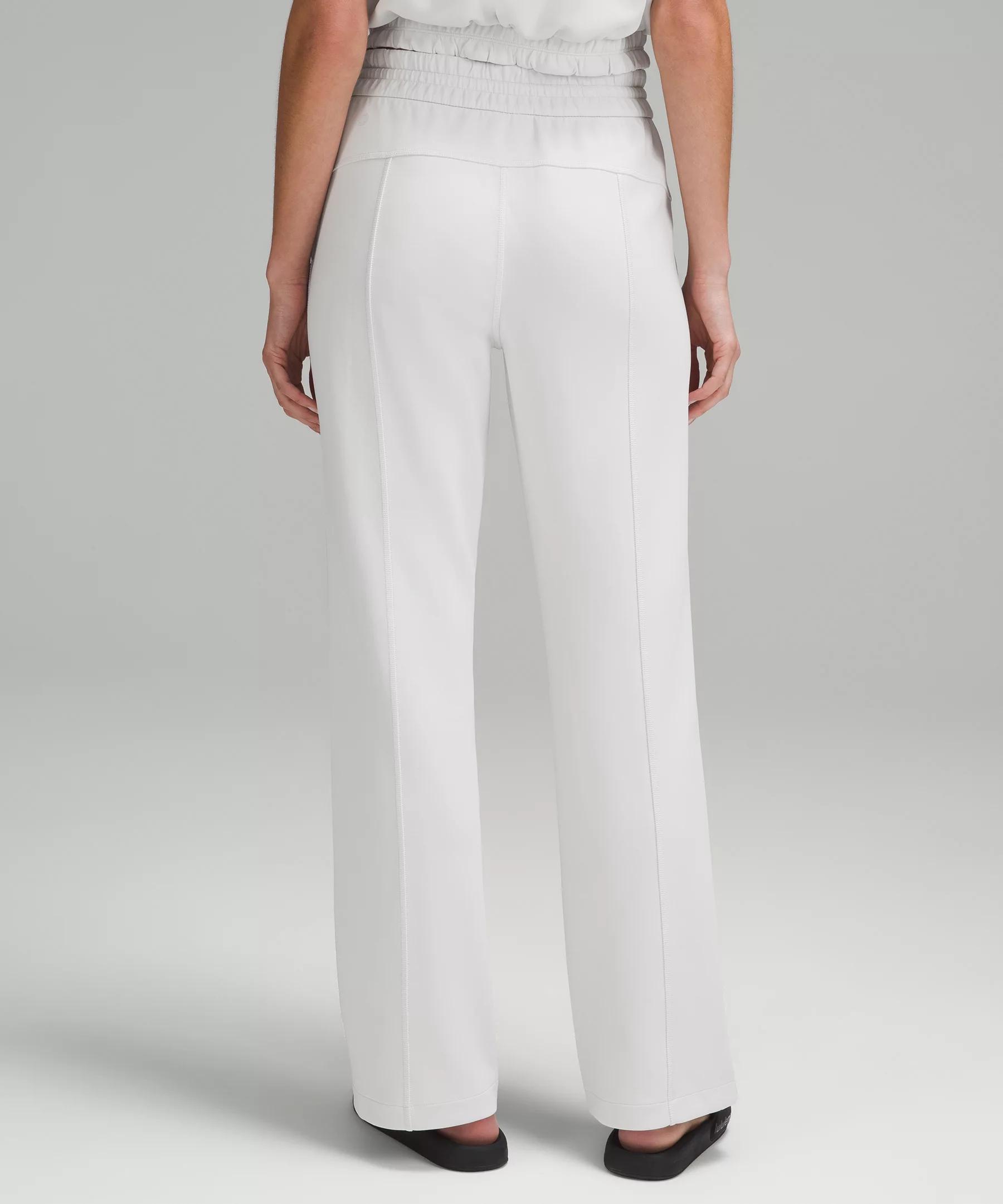 Softstreme High-Rise Pant *Regular Product Image