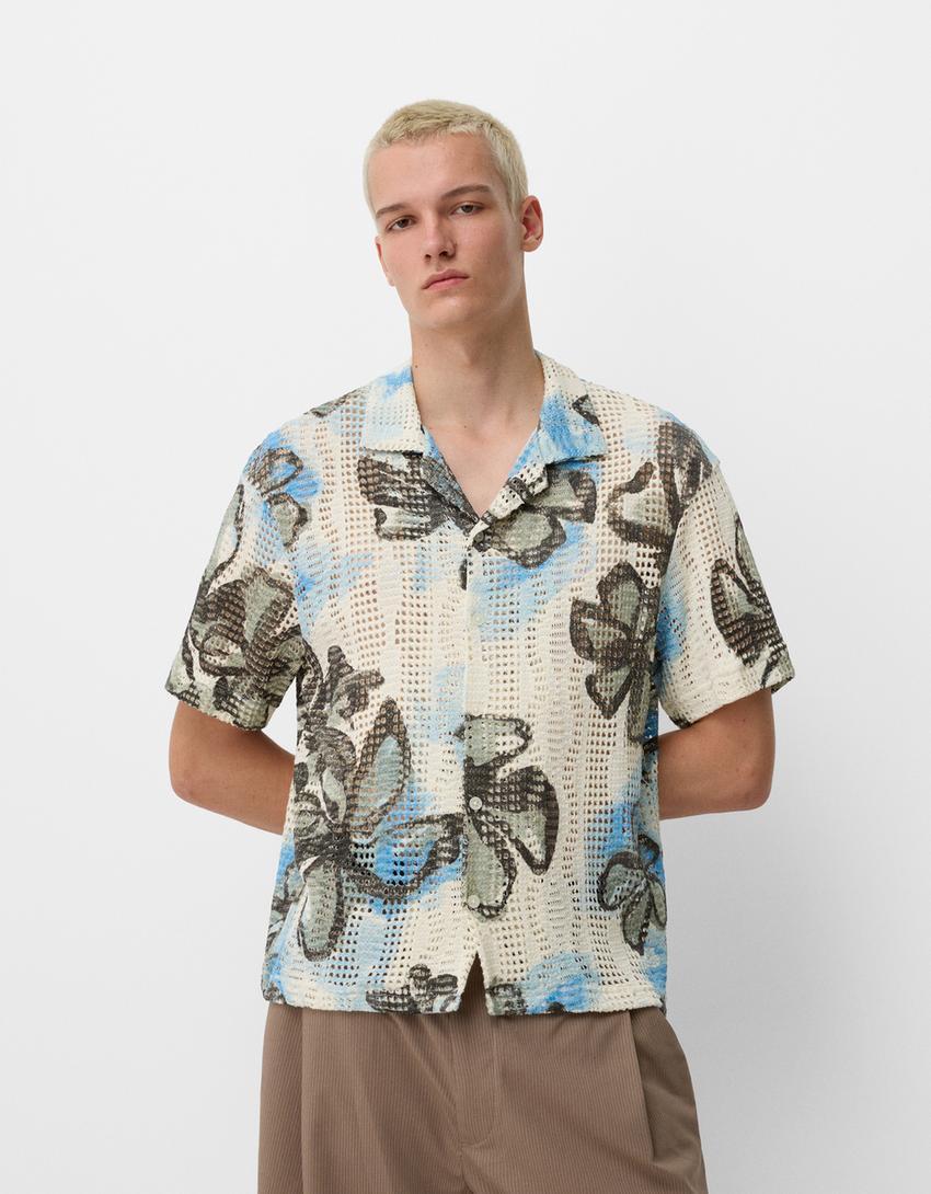 Printed short sleeve textured shirt Product Image