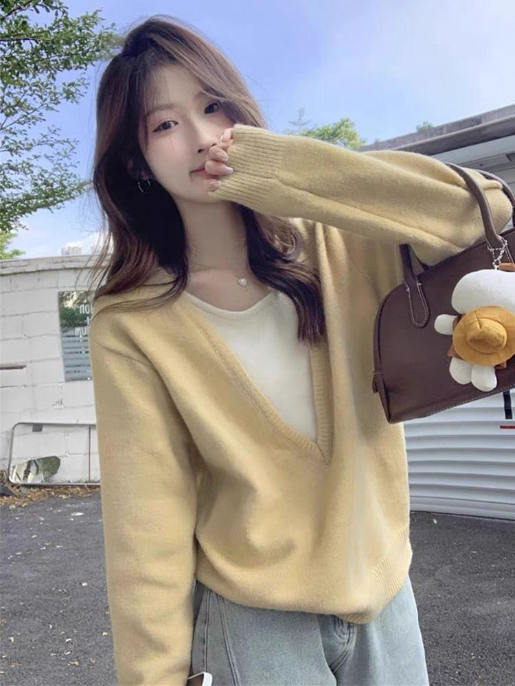 Mock Two-Piece Round Neck Two Tone Sweater Product Image