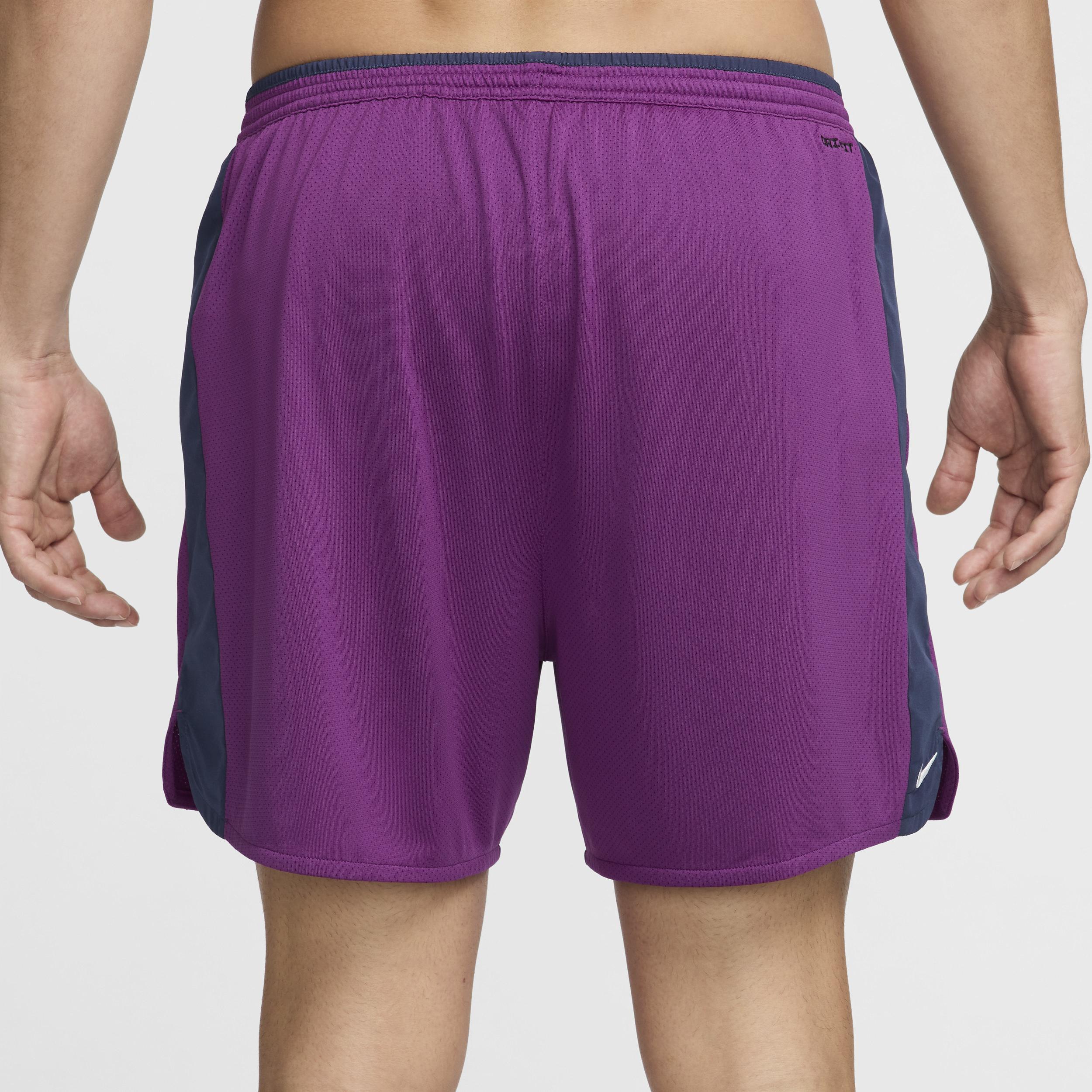 Nike Men's Track Club Dri-FIT 5" Brief-Lined Running Shorts Product Image