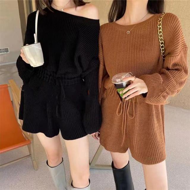 Long-Sleeve Knit Wide Leg Romper Product Image