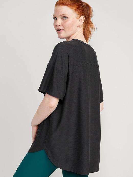 CloudMotion Tunic Product Image