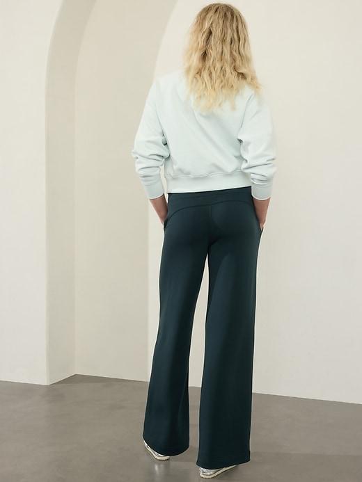 Balance Mid Rise Pant Product Image