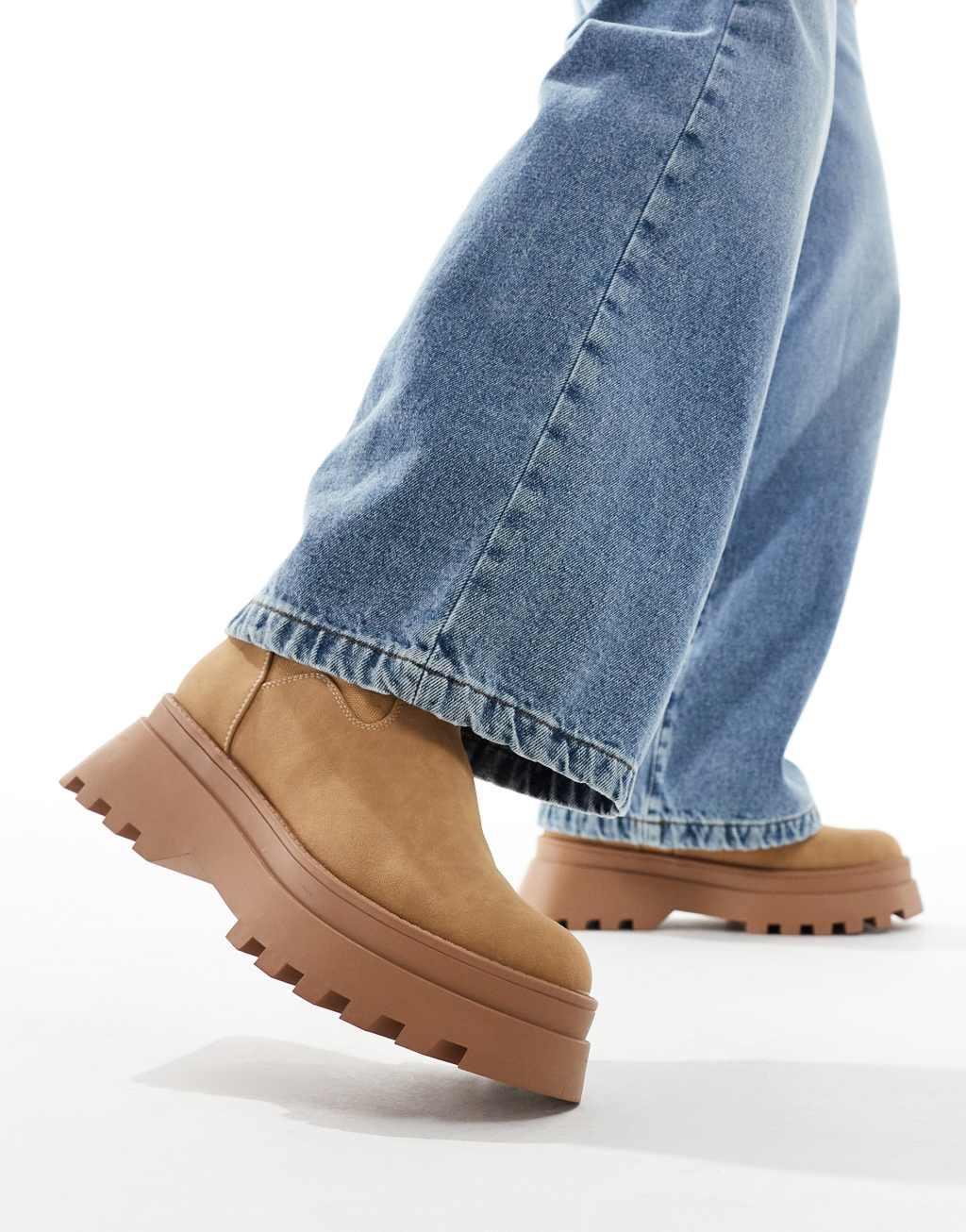 ASOS DESIGN worker boots in tan with chunky soles Product Image