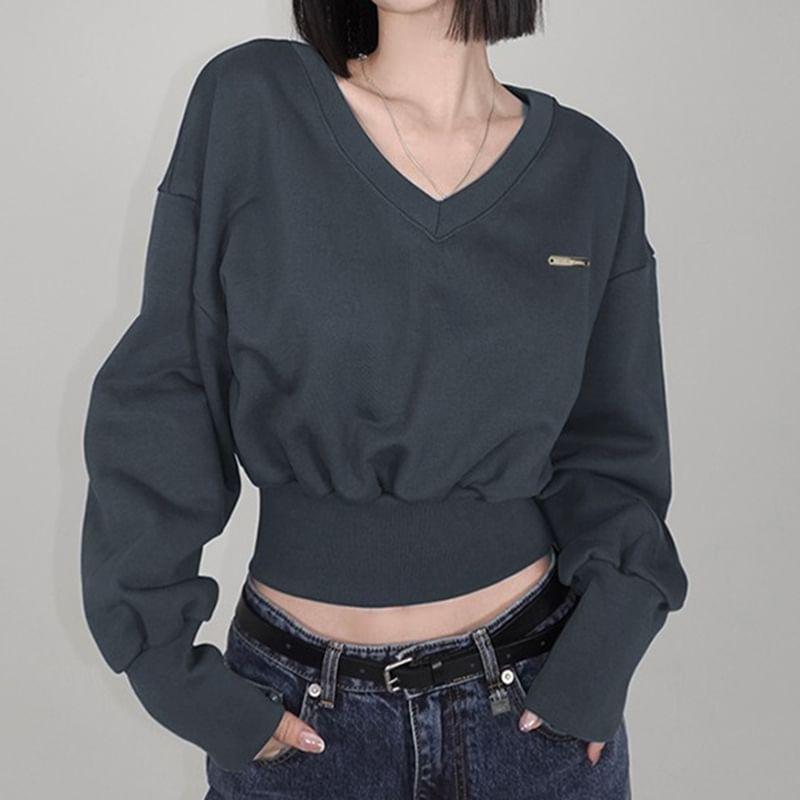 Long Sleeve V-Neck Plain Crop Sweatshirt Product Image