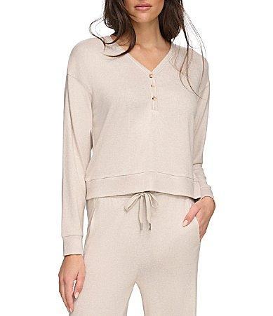 Andrew Marc Sport Hacci Solid Knit V-Neck Long Sleeve Half Button Front Coordinating Boxy Top Product Image