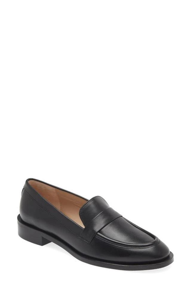 Palmer Sleek Loafer In Black Product Image