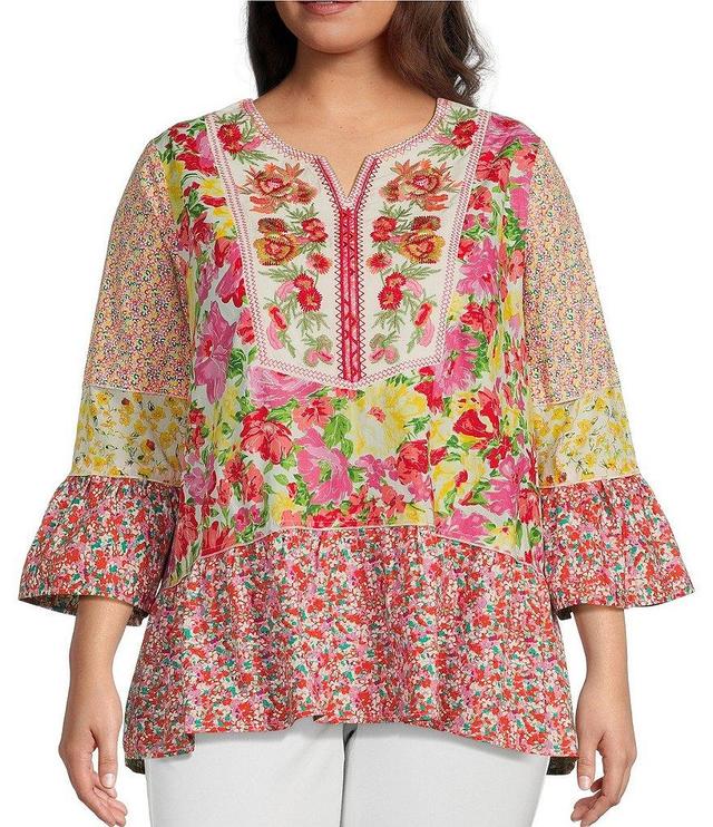 Calessa Plus Size Patchwork Embroidery Split-V Neck 3/4 Sleeve Pullover Blouse Product Image