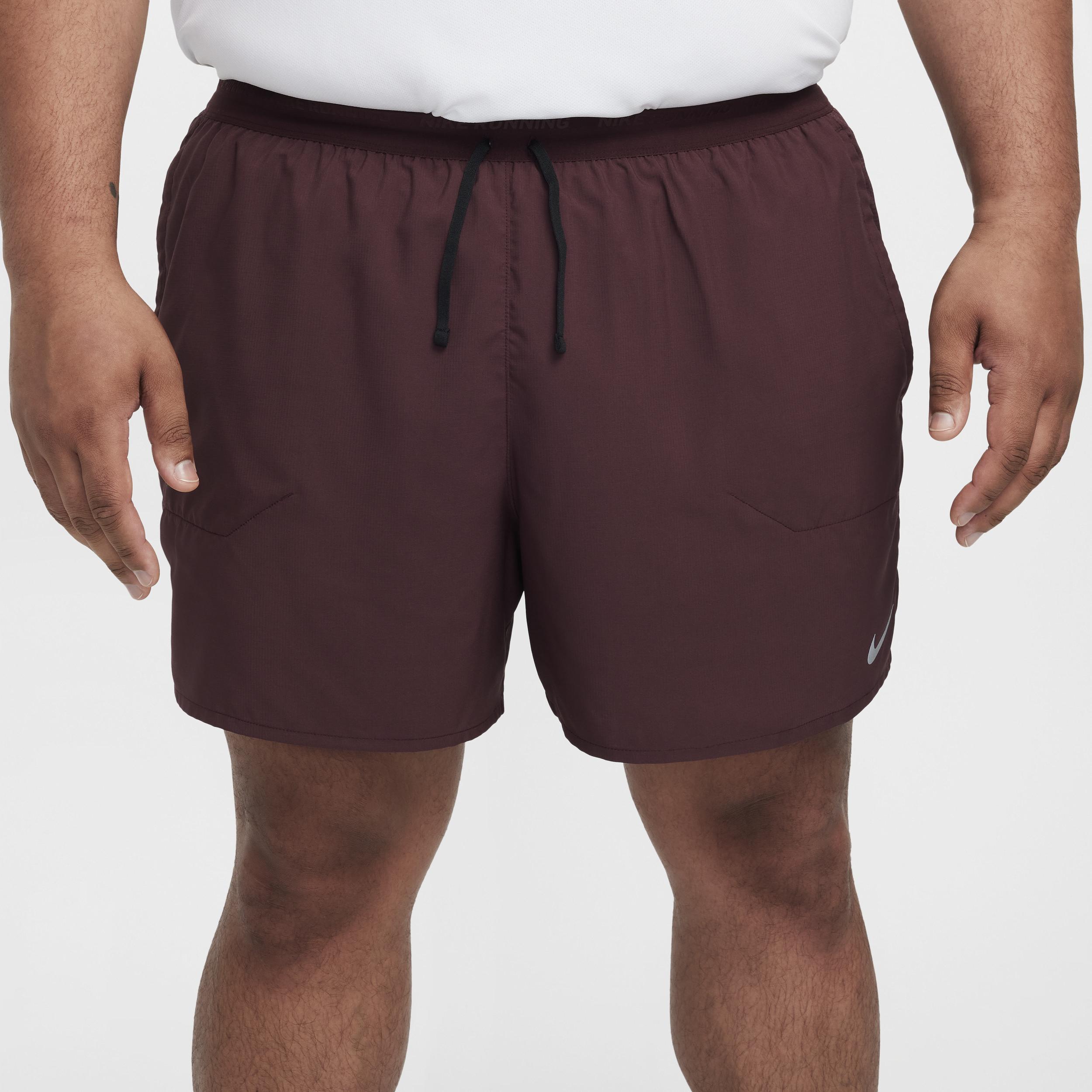 Nike Men's Stride Dri-FIT 5" Brief-Lined Running Shorts Product Image