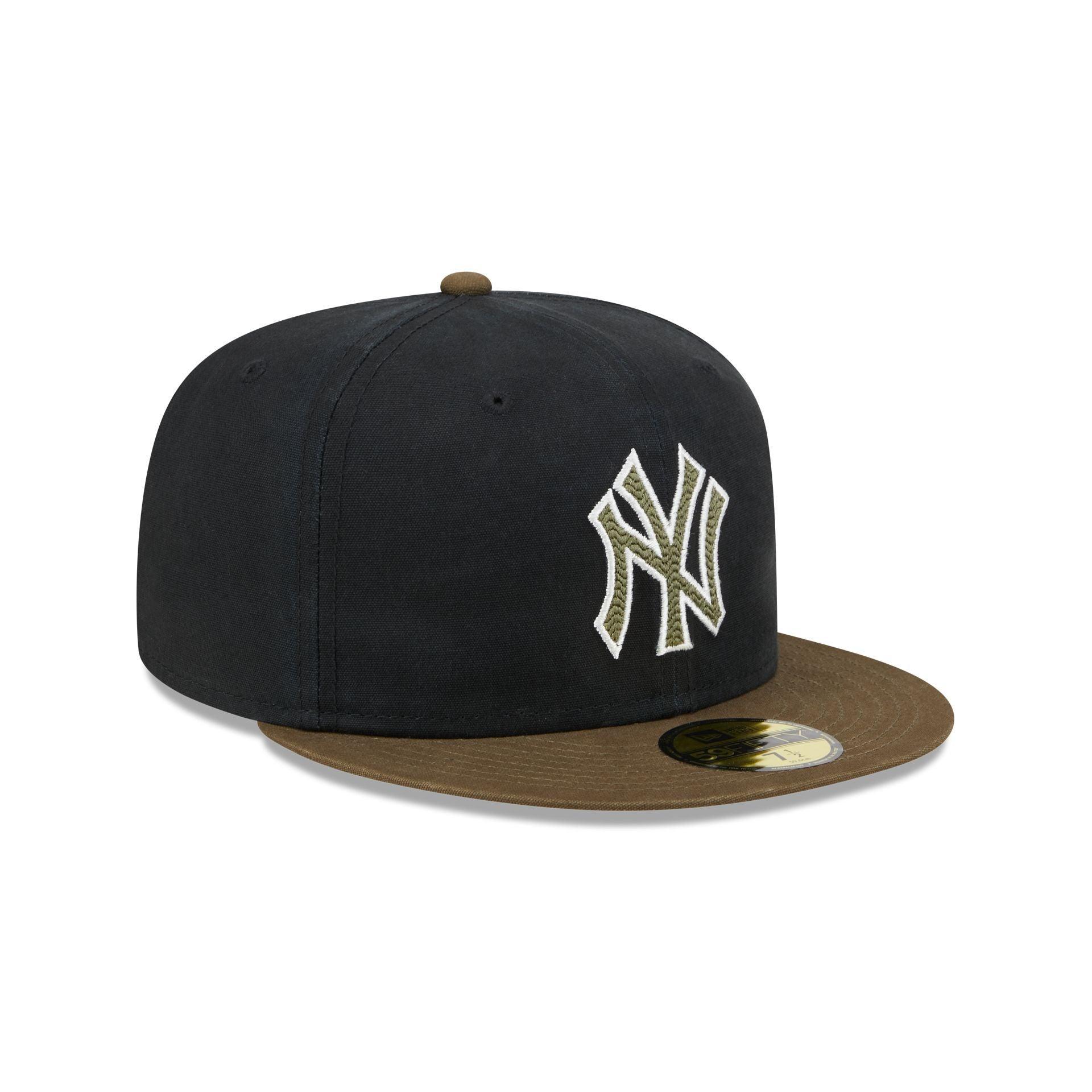 New York Yankees Quilted Logo 59FIFTY Fitted Hat Male Product Image