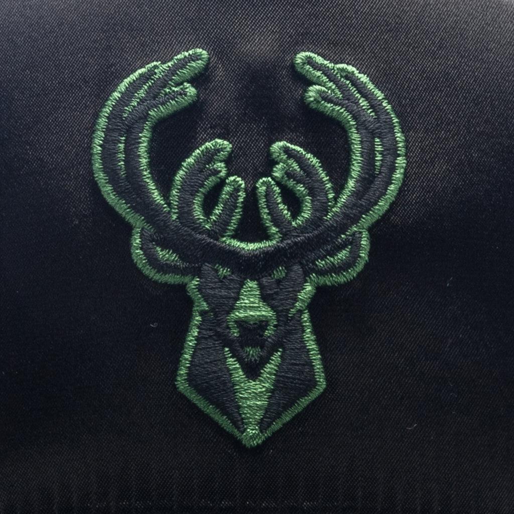 47 Brand X Tyrrell Winston 47 Hitch - Milwaukee Bucks Male Product Image