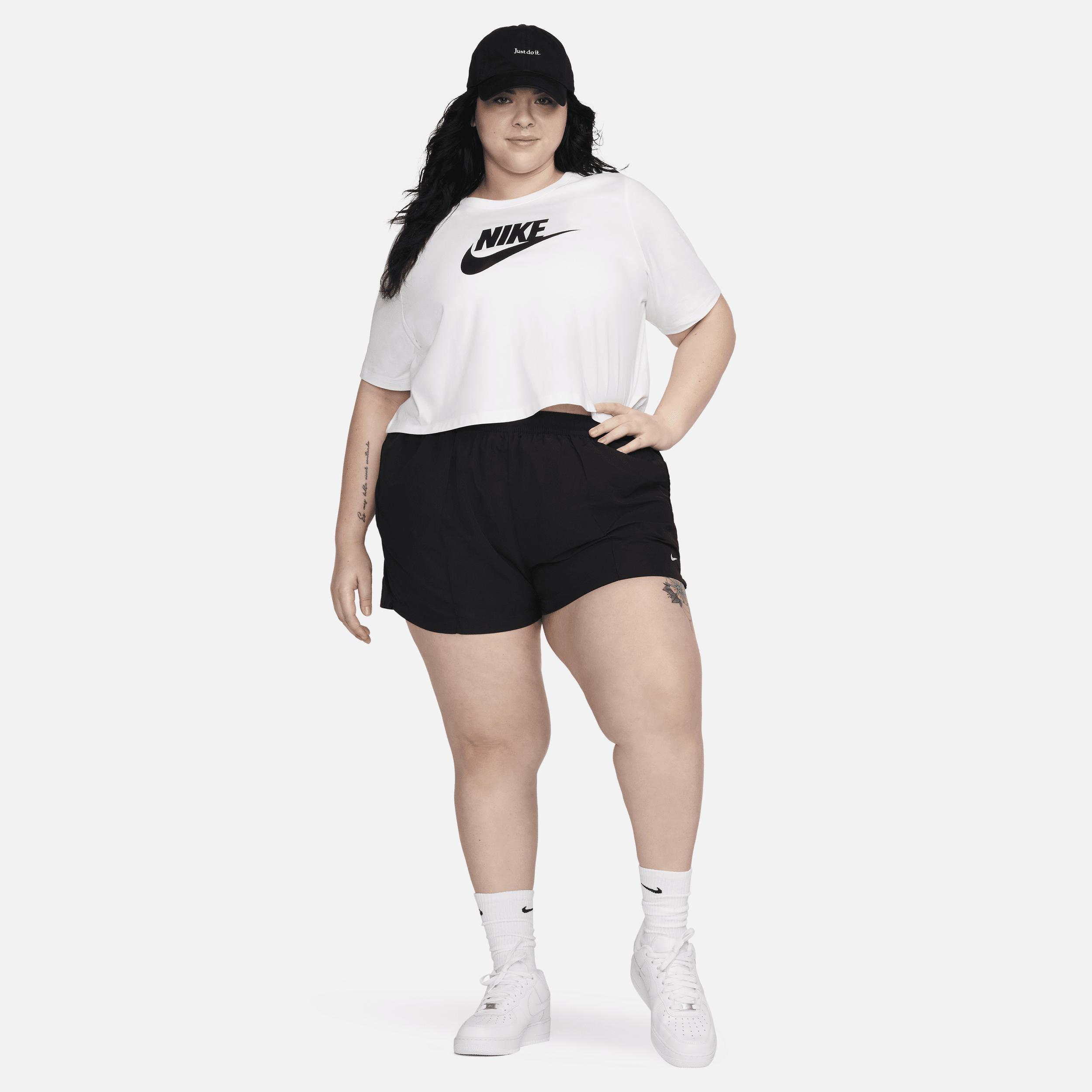 Women's Nike Sportswear Essential Cropped Logo T-Shirt (Plus Size) Product Image