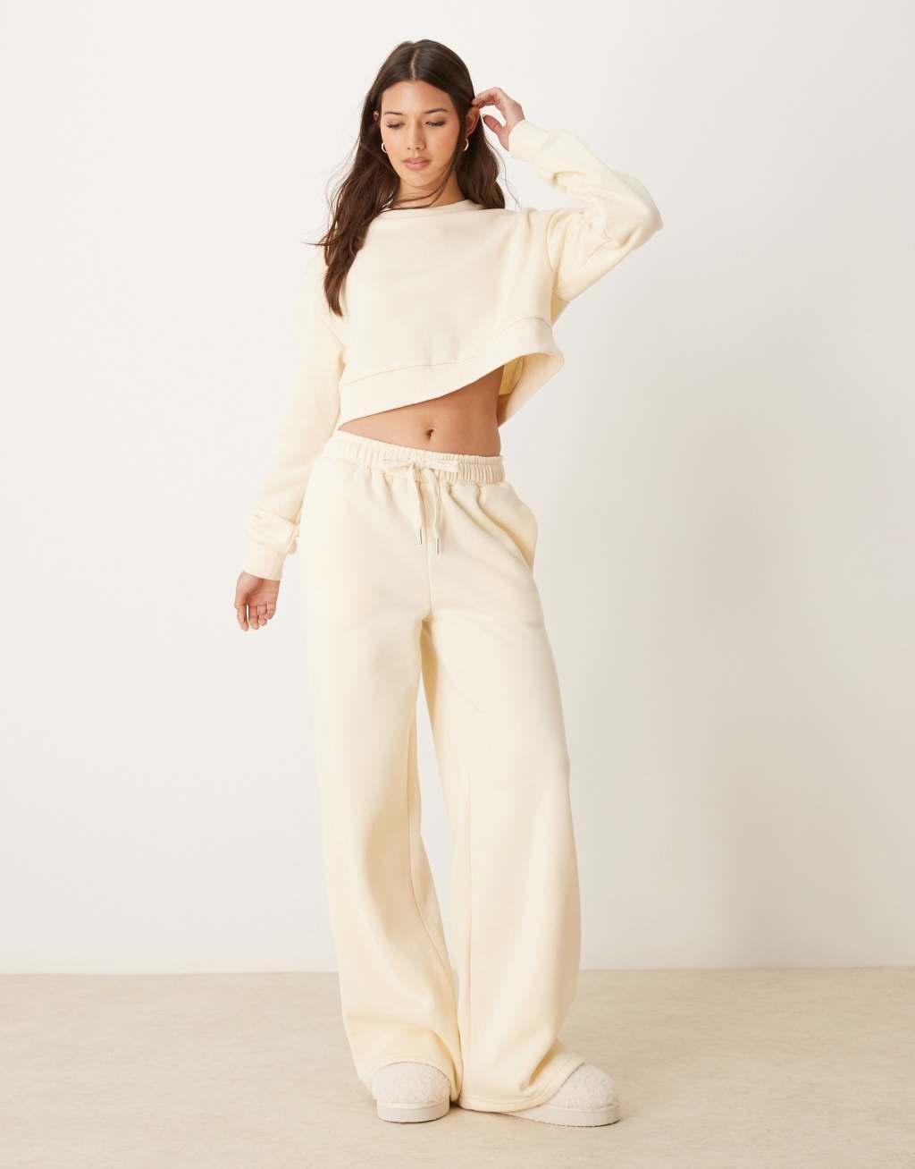 Urban Threads lounge cropped sweatshirt in cream Product Image