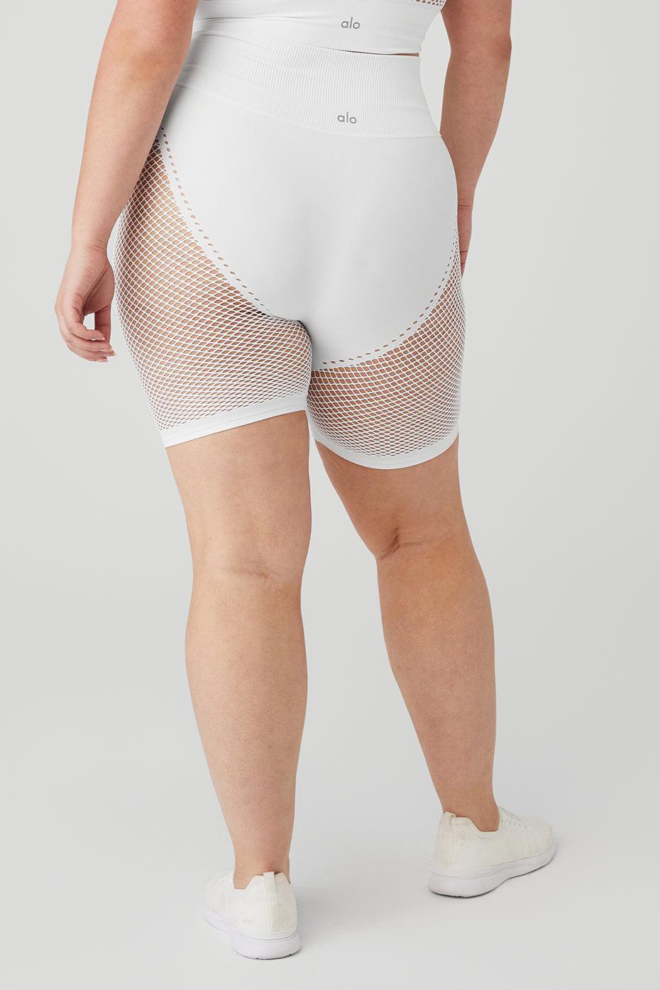 Seamless High-Waist Limitless Open Air Short - White Female Product Image