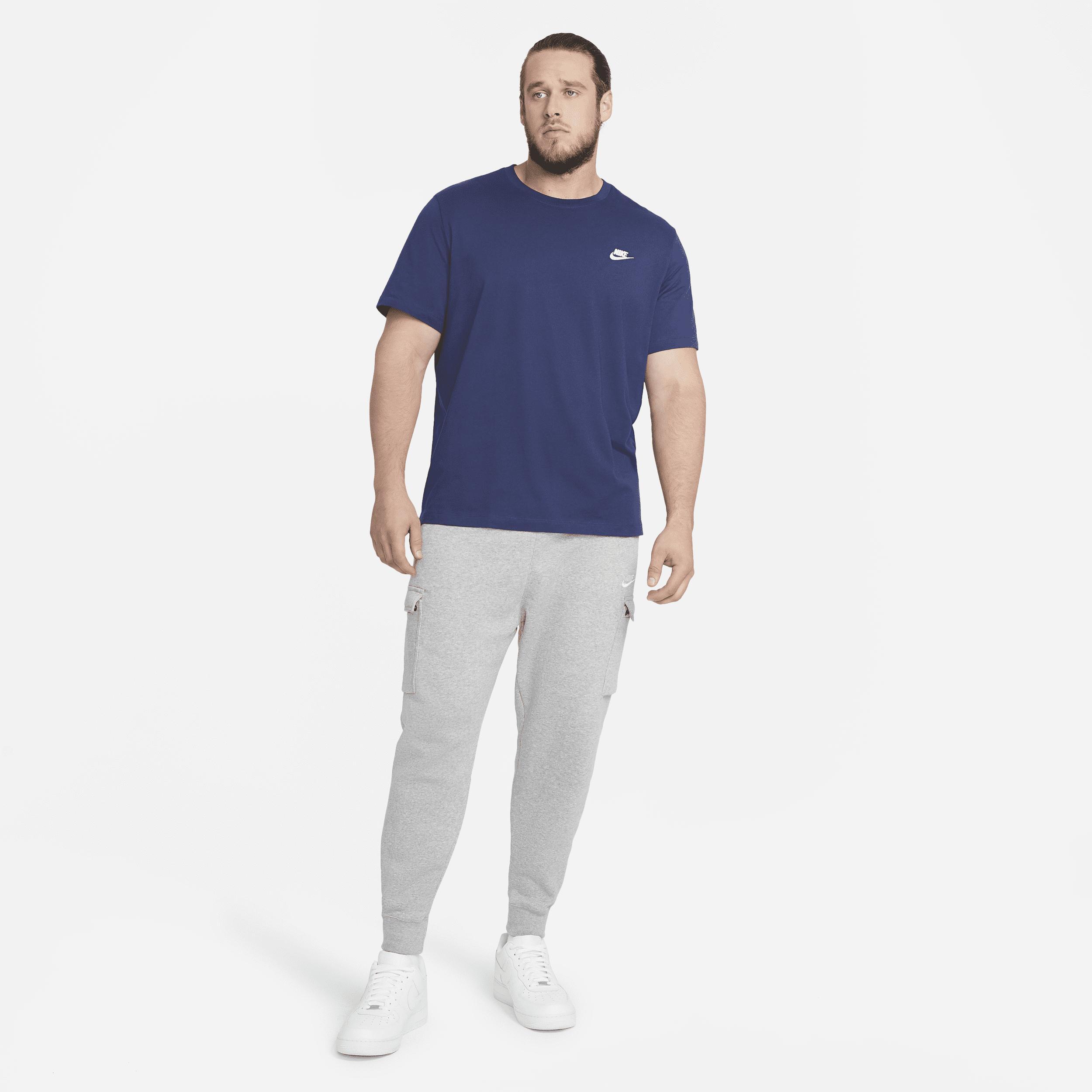 Nike Sportswear Club T-Shirt Product Image