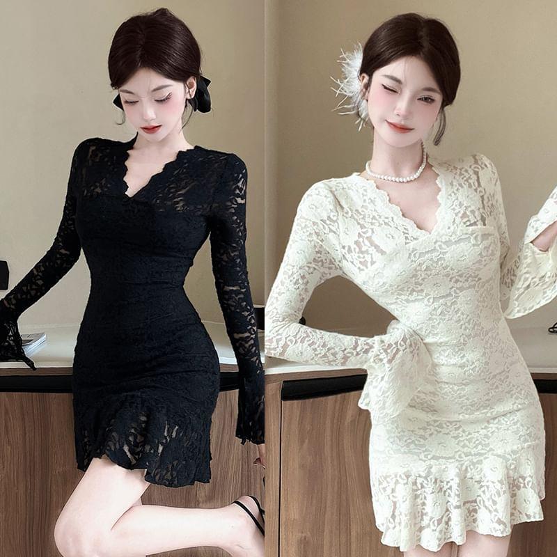 Long-Sleeve V-Neck Lace Mini Bodycon Dress Product Image