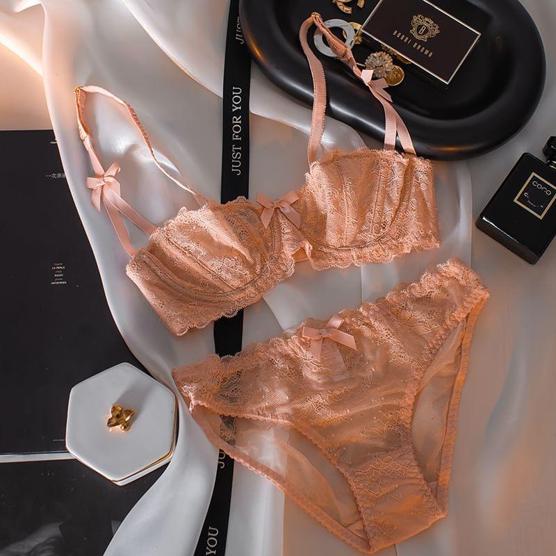 Set: Bow Lace Bra + Panty Product Image