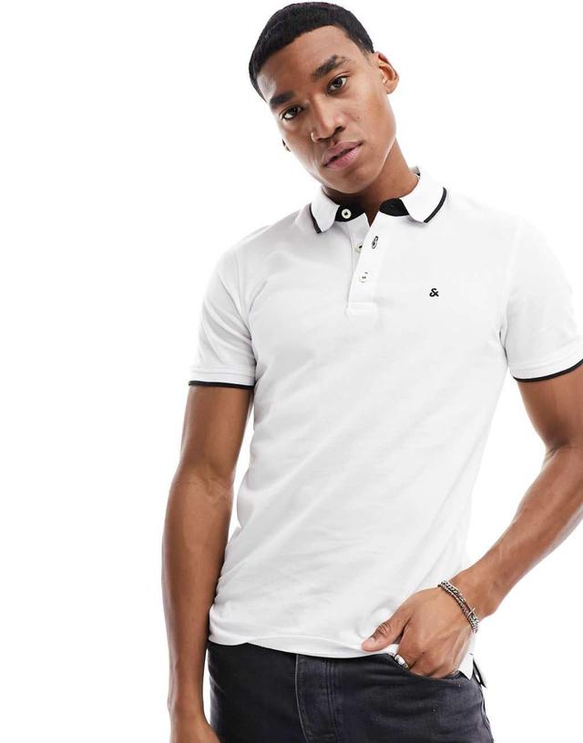 Jack & Jones Essentials slim fit tipped pique logo polo in white Product Image