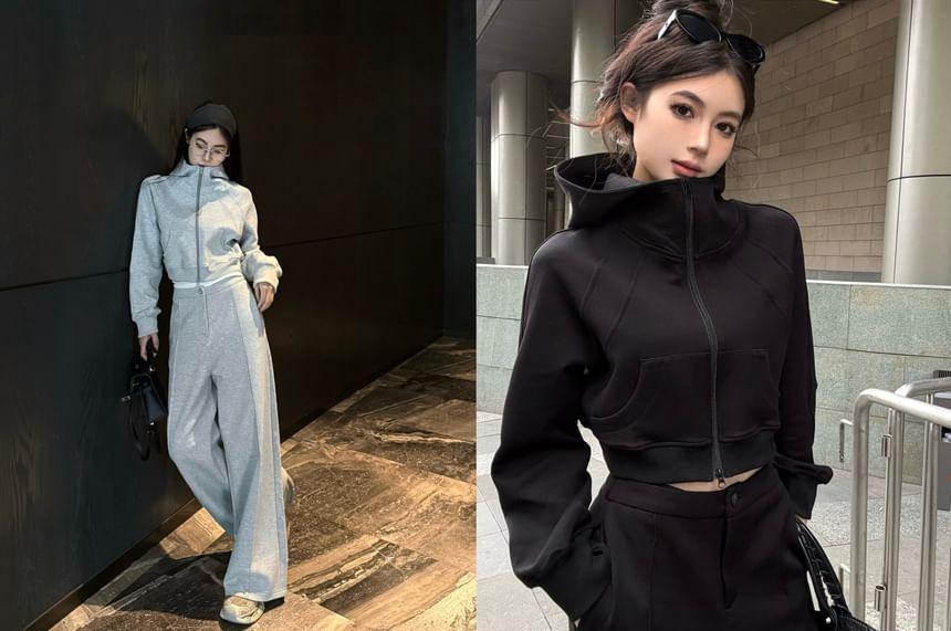 Stand Collar Crop Zip Hoodie / High Waist Wide Leg Sweatpants Product Image