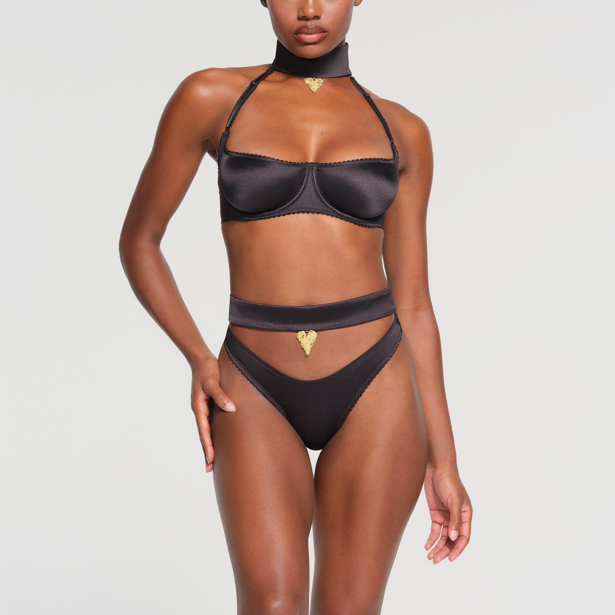 STRETCH SATIN PENDANT UNLINED SCOOP BRA | ONYX Product Image