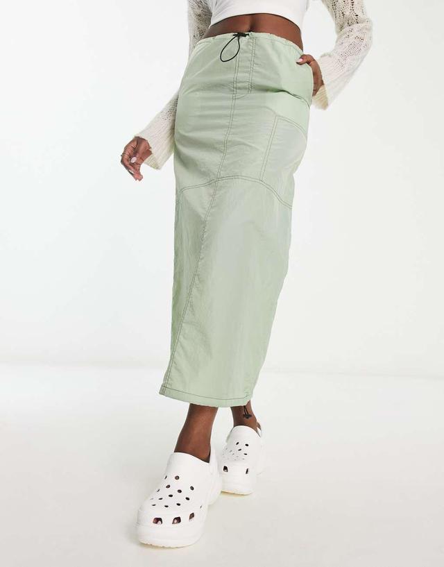 Noisy May drawstring toggle maxi parachute skirt in green Product Image