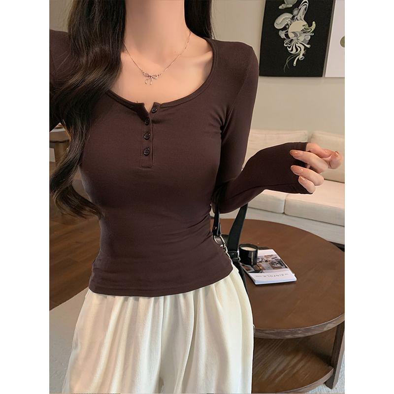 Long-Sleeve Scoop Neck Henley Plain Crop Top product image