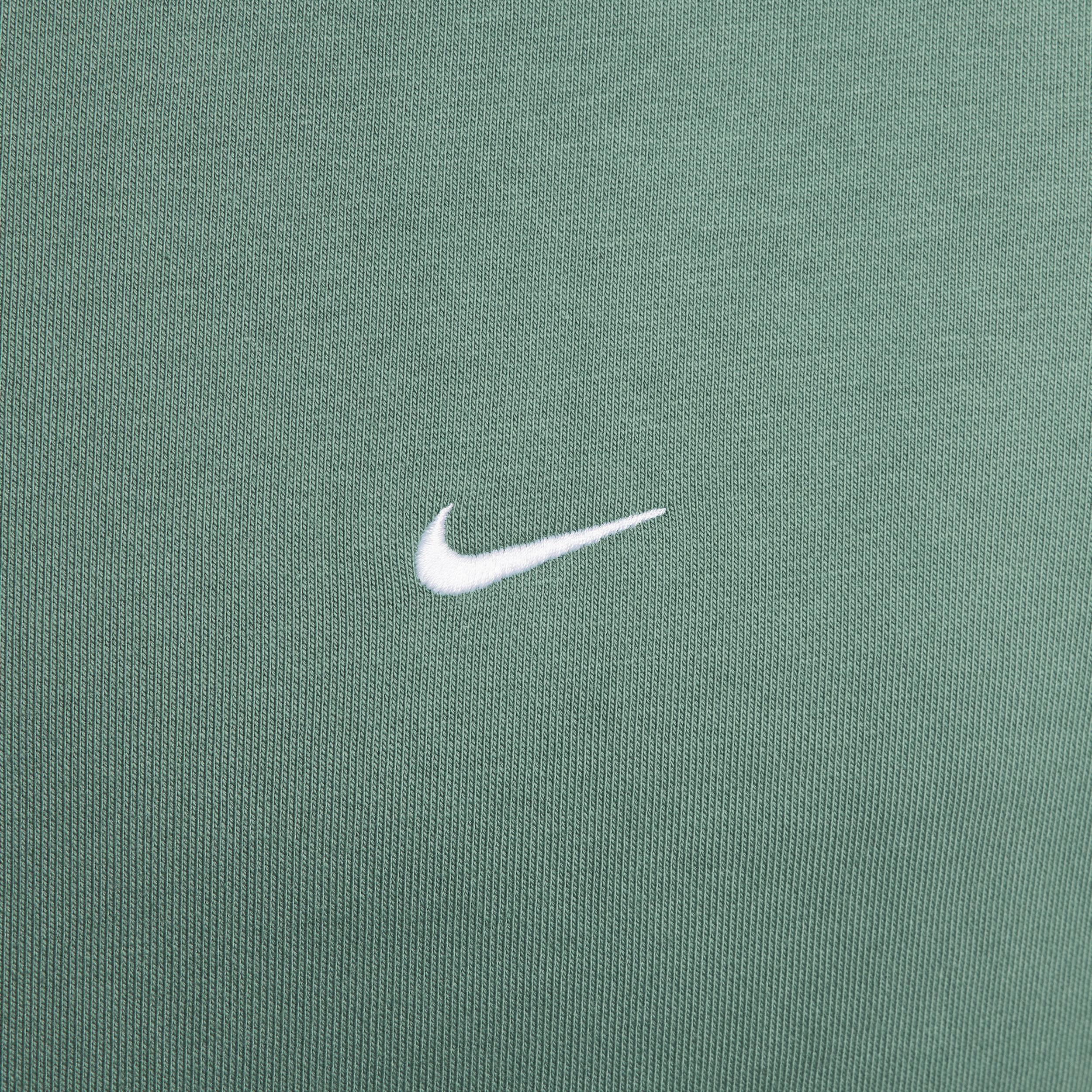 Nike Men's Solo Swoosh Fleece Crew Product Image