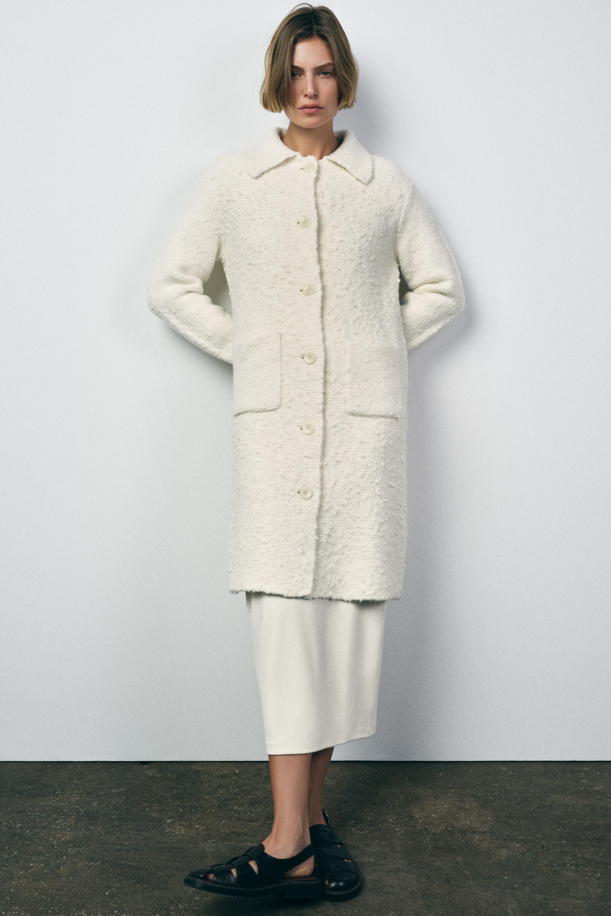 WOOL BLEND KNIT COAT Product Image