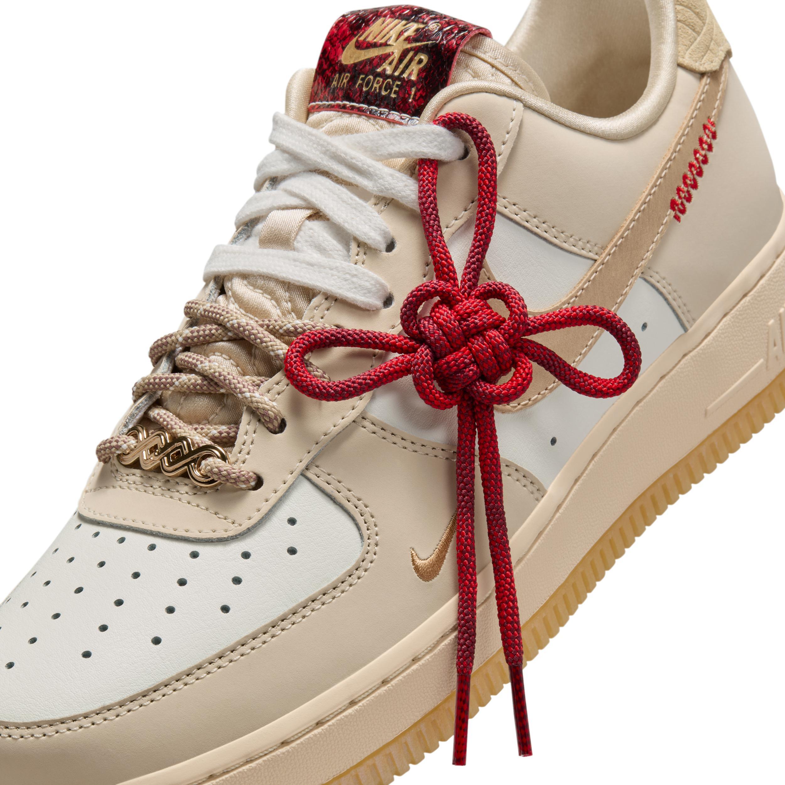 Nike Women's Air Force 1 ’07 LX Shoes Product Image