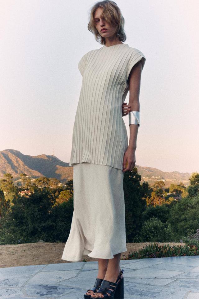 PLEATED MIDI DRESS Product Image